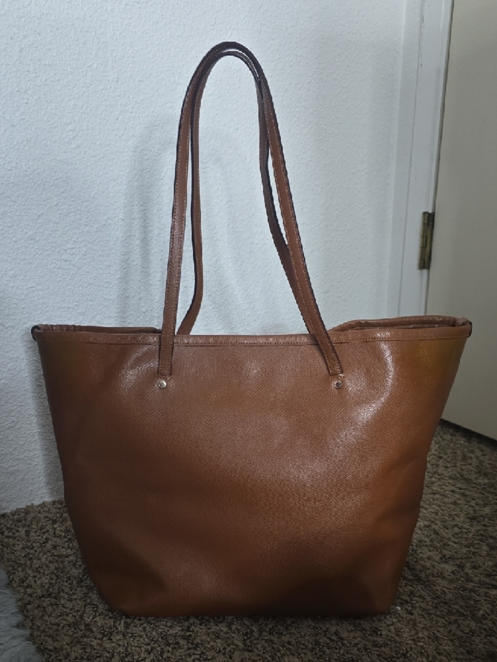 Coach Brown Leather Large Tote Bag W/ Gold Hardware (GOOD)(READ)✨️🤎✨️ - Picture 15 of 15